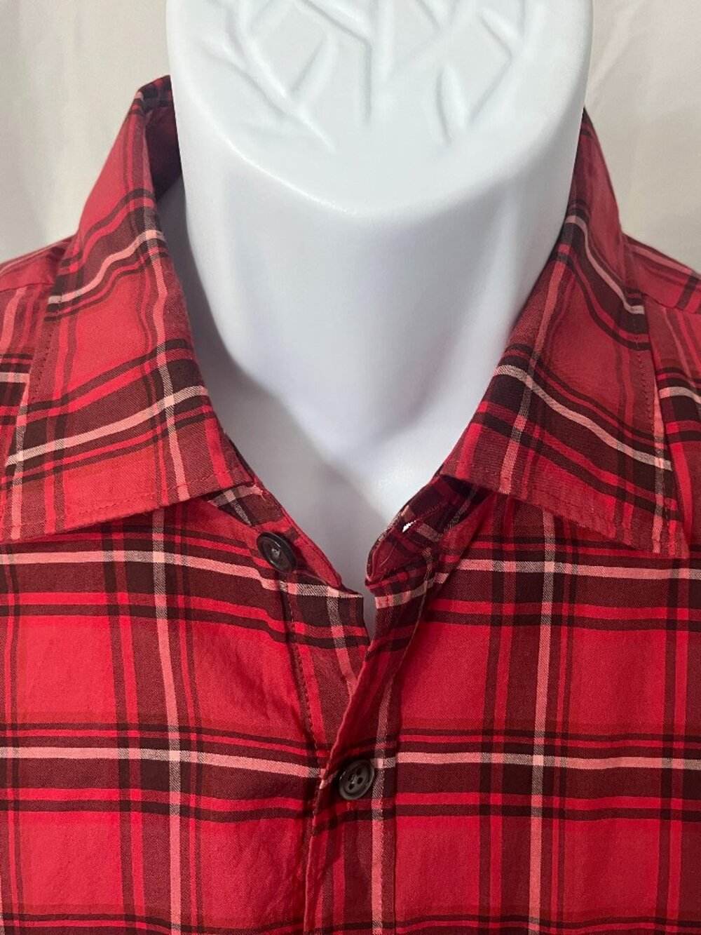 ⛳ johnnie-O Featherweight Golf Shirt Men's L Red Black White Plaid 👔